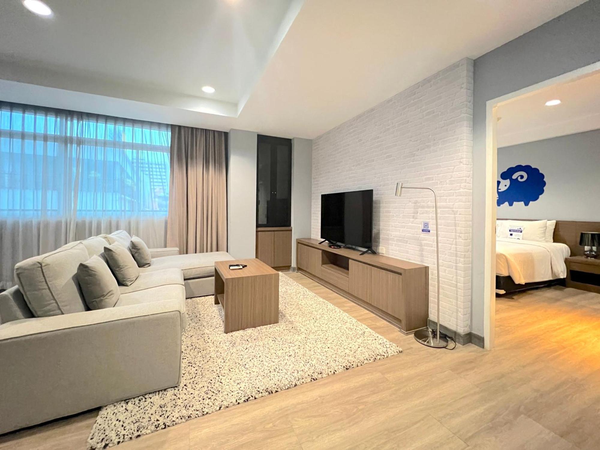 Kokotel Bangkok Dheva Thonglor Экстерьер фото